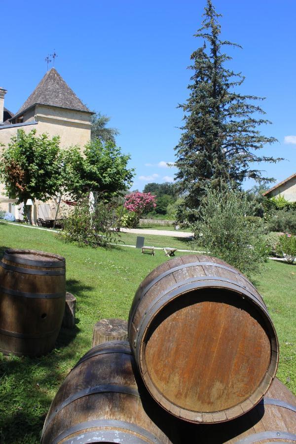 Château de Courtebotte Saint-Jean-de-Blaignac Exterior foto